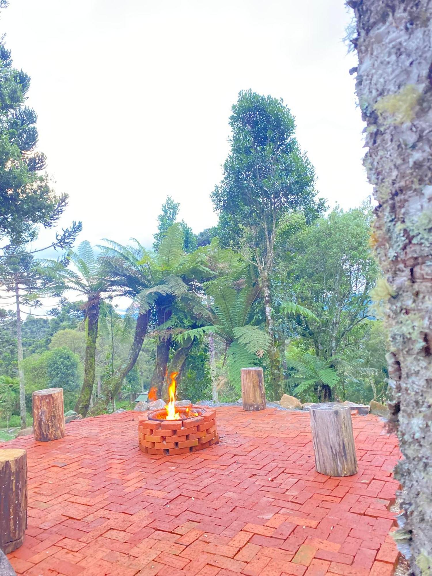 Super Encanto Da Juriti 山林小屋 *